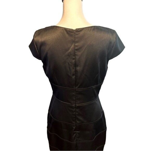 London Times Black Sleeveless Dress Round Neckline Sz 10 - Picture 7 of 10